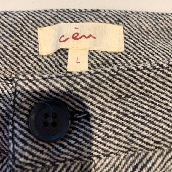 NEW -ceu -  3/4 pants - Picture 5 of 7